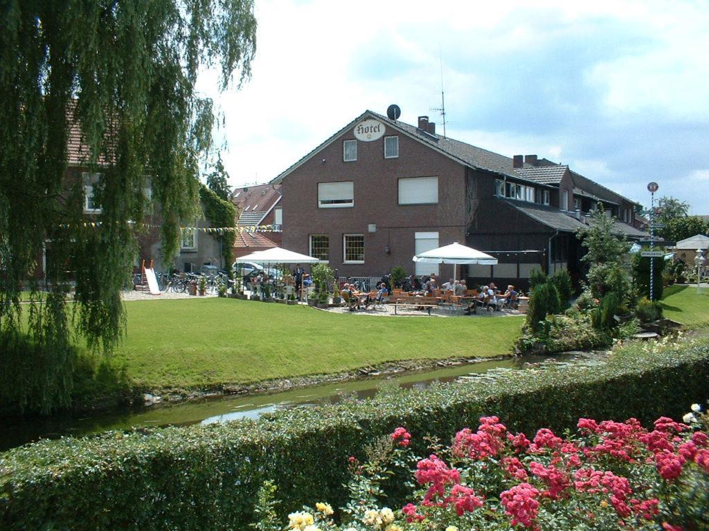 Hotel Rave Velen Exterior photo